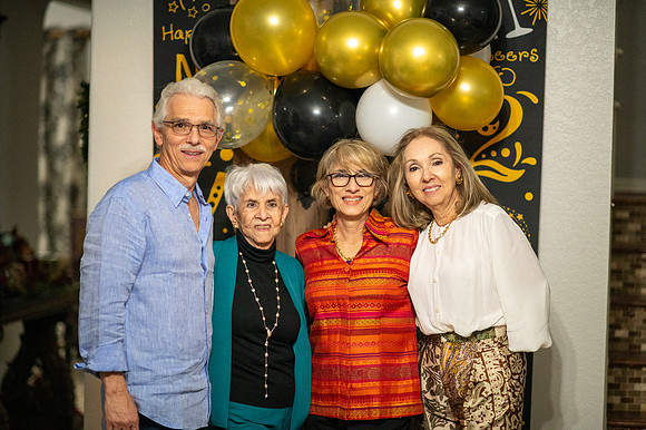 Escobar Christmas & NYE 2023-10